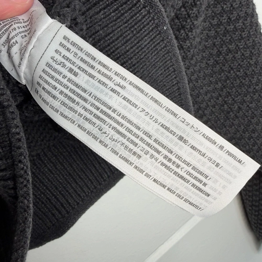 Hollister Medium Gray Sweater Dolman Sleeves Contrasting Knit‎